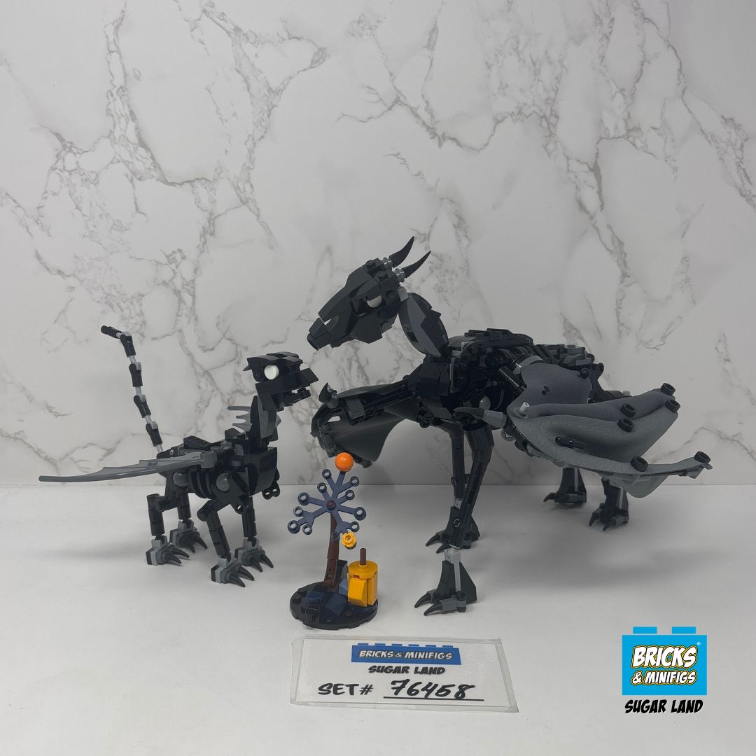 76458 - Thestral Family (U)