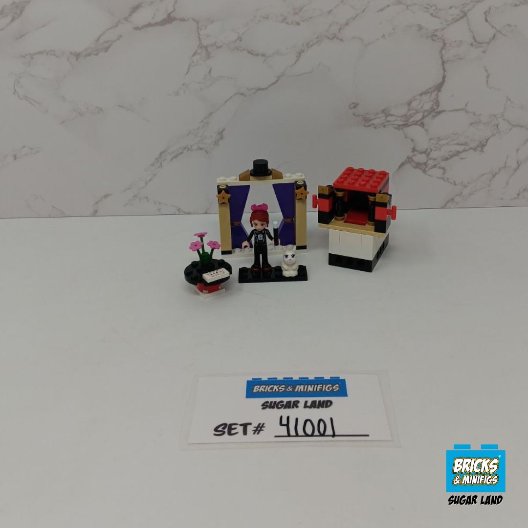 41001 - Mia's Magic Tricks (U)