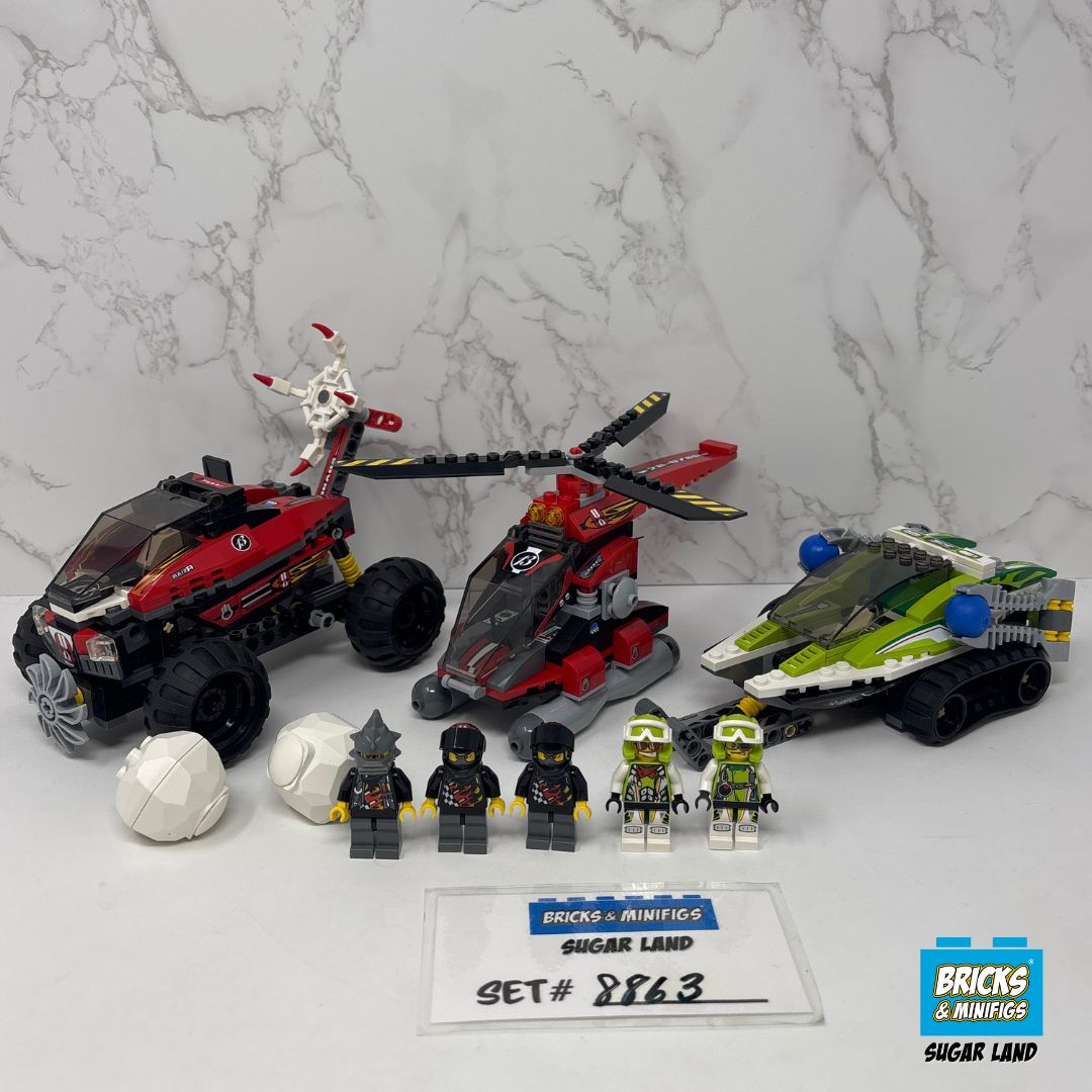 8863 - Blizzard's Peak (U)