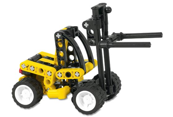 8441- Forklift Truck (R)