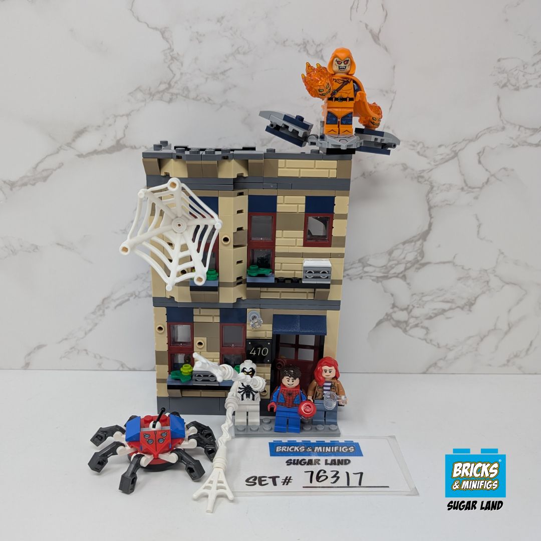 76317 - Peter Parker's Apartment (U)