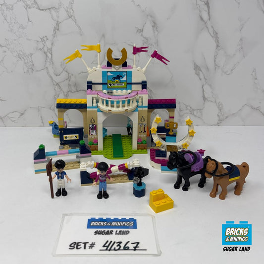 41367 - Stephanie's Horse Jumping (U)