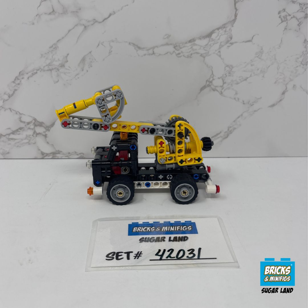 42031 - Cherry Picker (U)