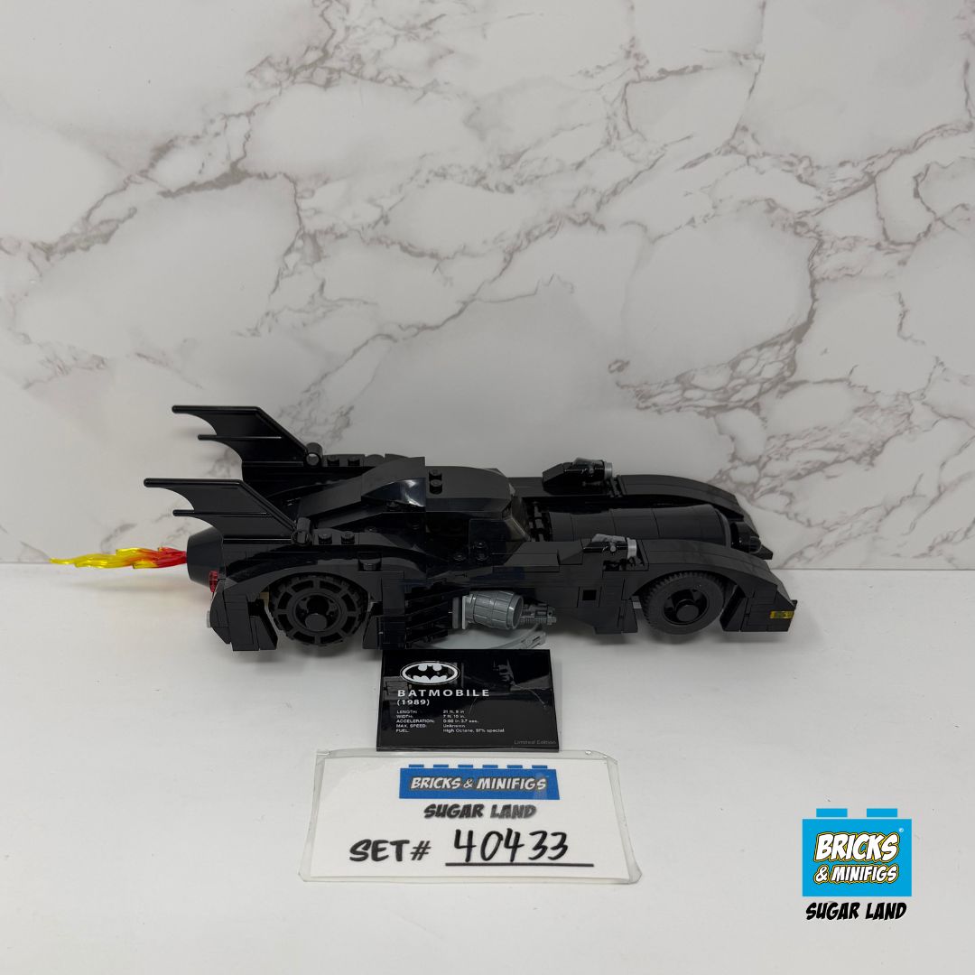 40433 - 1989 Batmobile - Limited Edition (U)