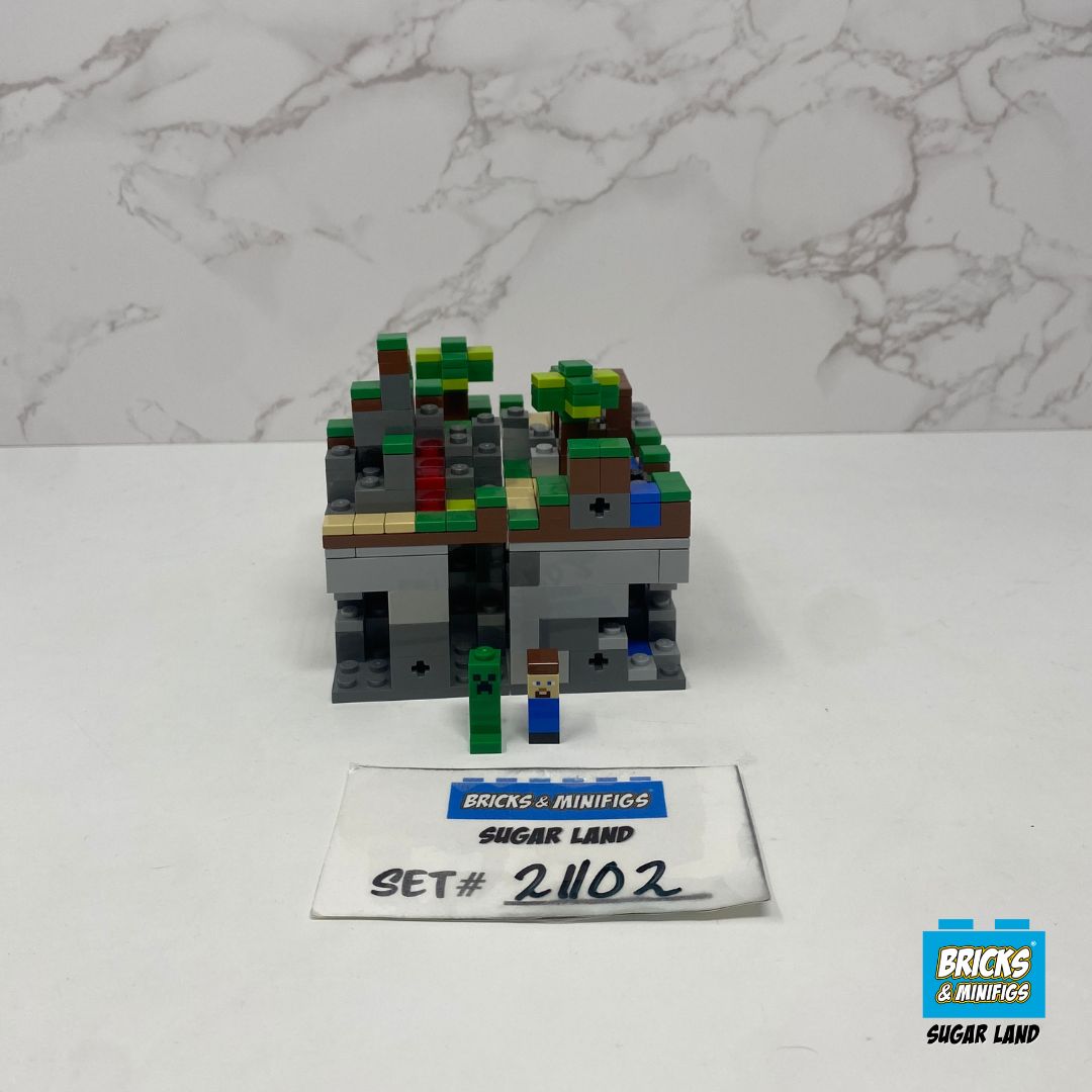 21102 - Micro World : The Forest (U)
