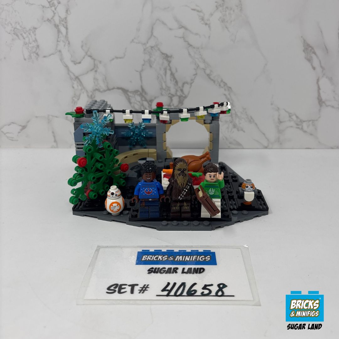 40658 - Millenium Falcon Holiday Diorama (U)
