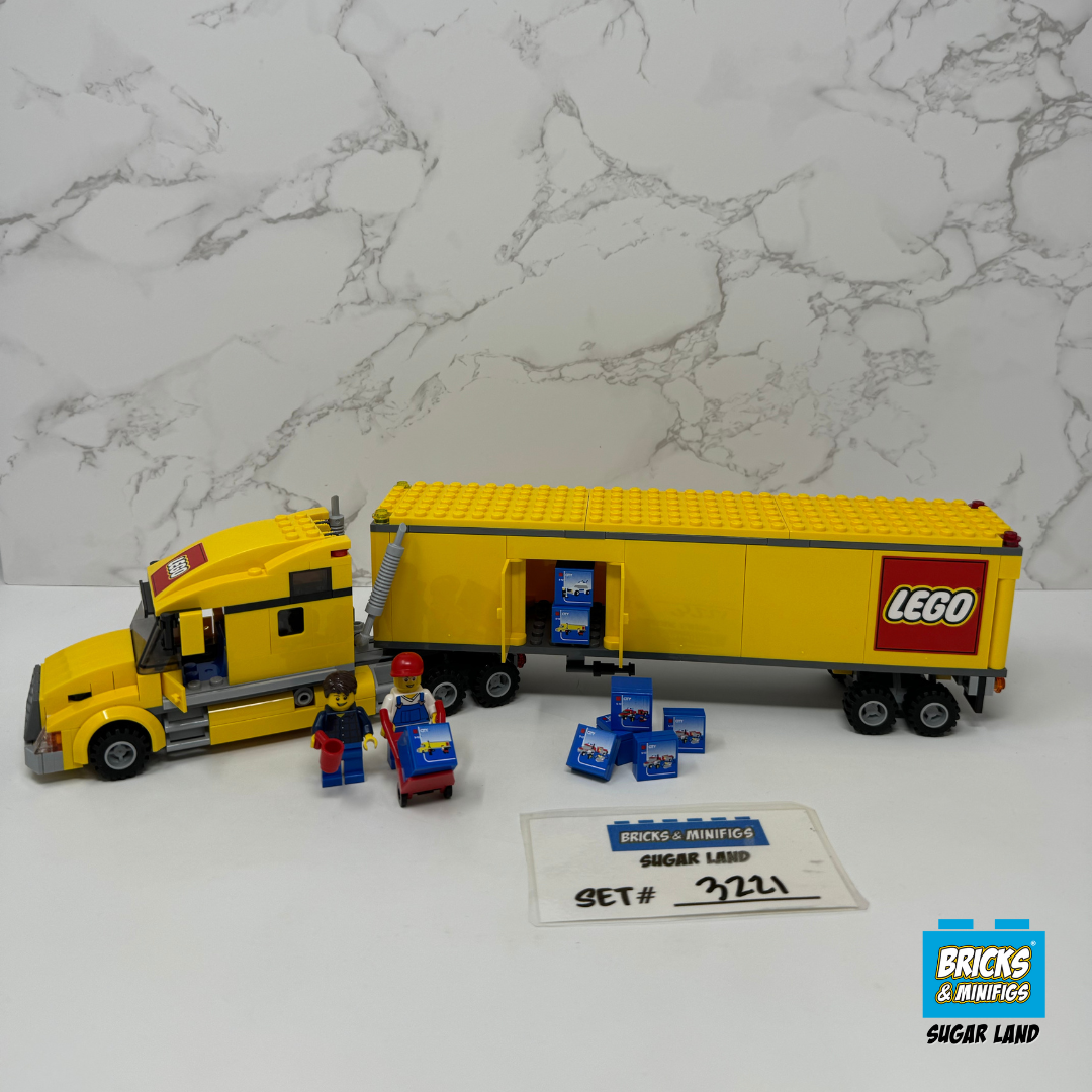 3221 - LEGO Truck (U)