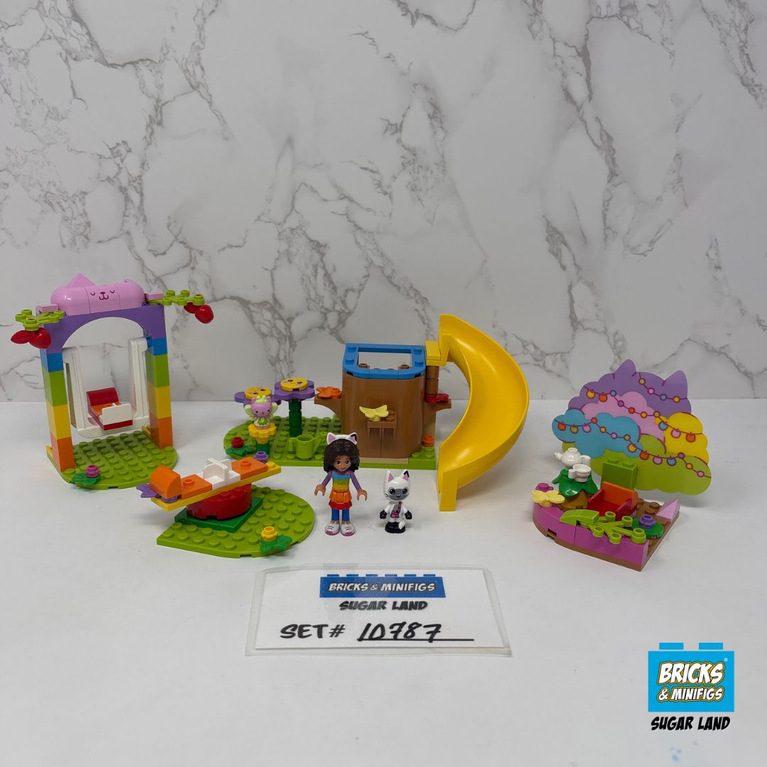 10787 - Kitty Fairy's Garden Party (U)