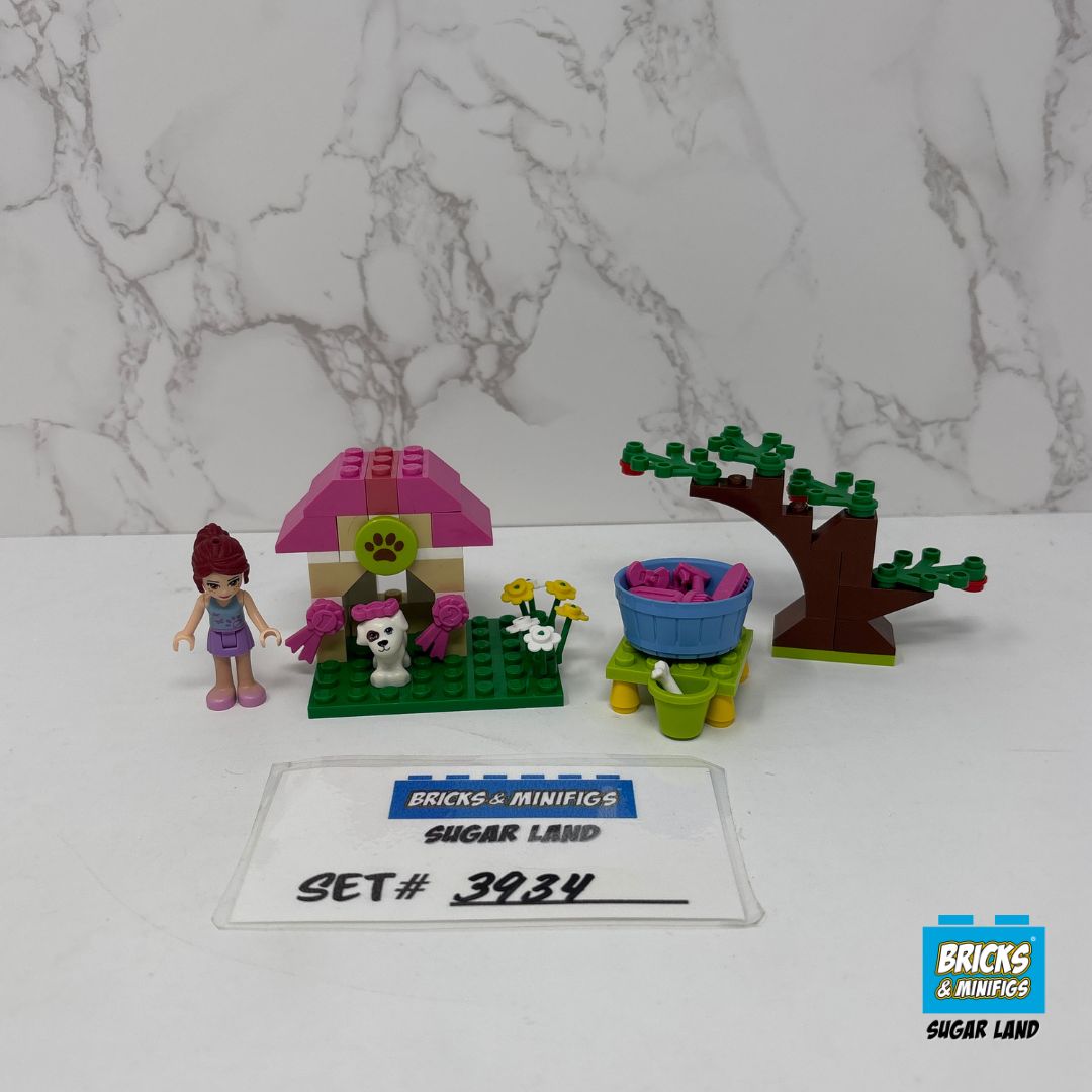 3934 - Mia's Puppy House (U)