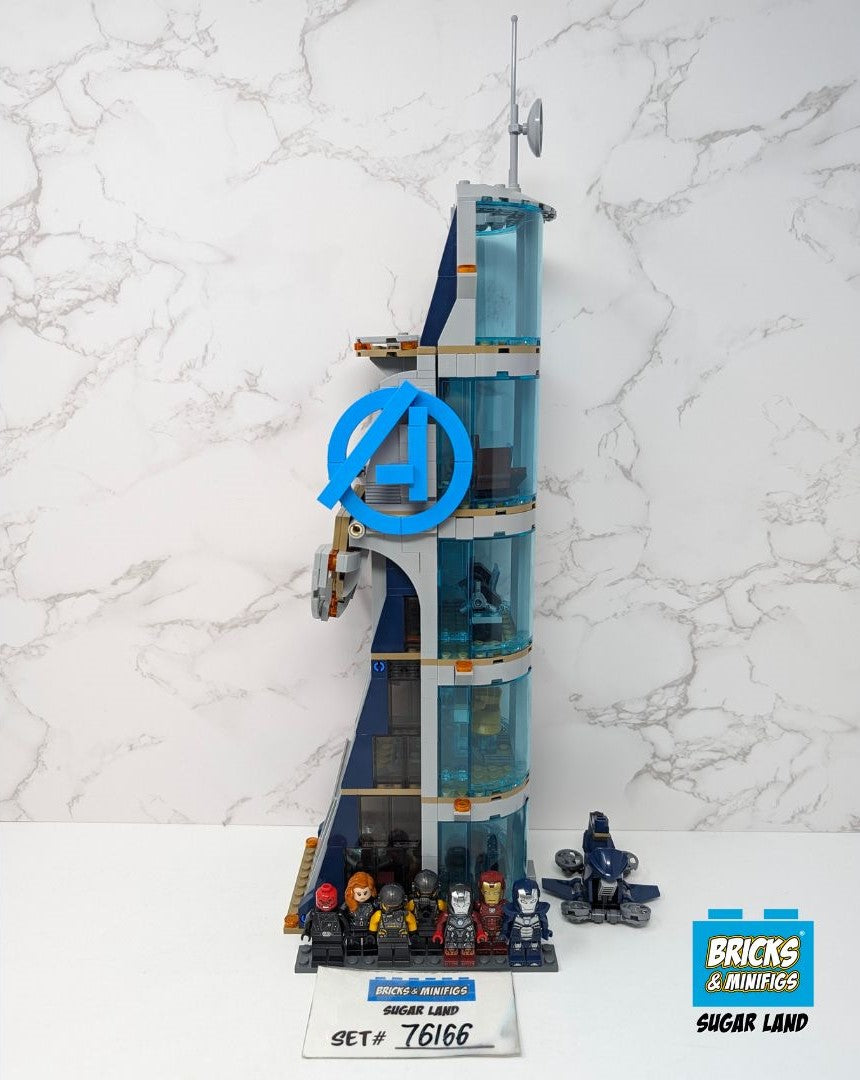 76166 - Avengers Tower Battle (U)