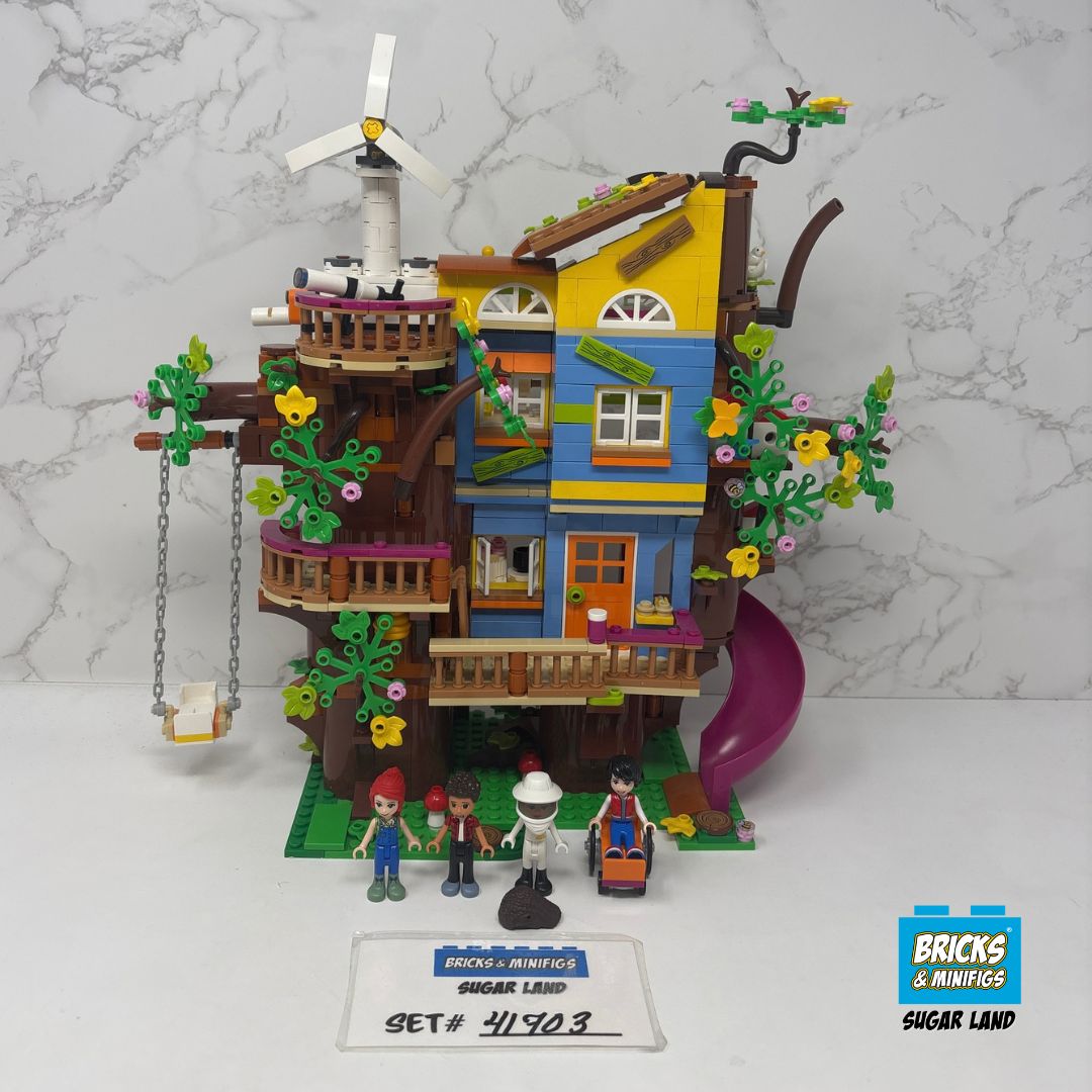 41703 - Friendship Tree House (U)