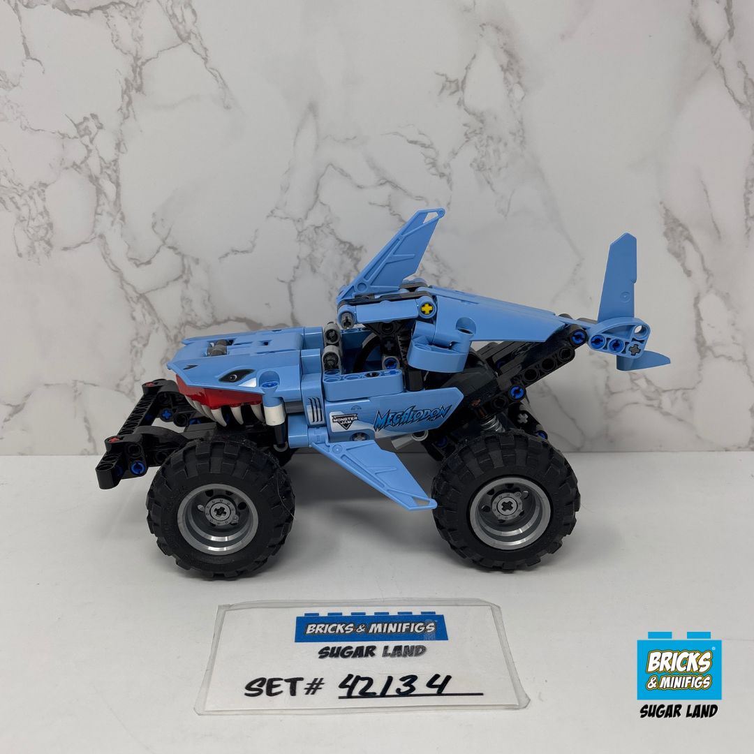 42134 - Monster Jam Megalodon (U1)