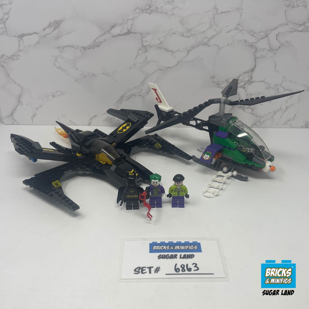 6863 - Batwing Battle Over Gotham City (U)