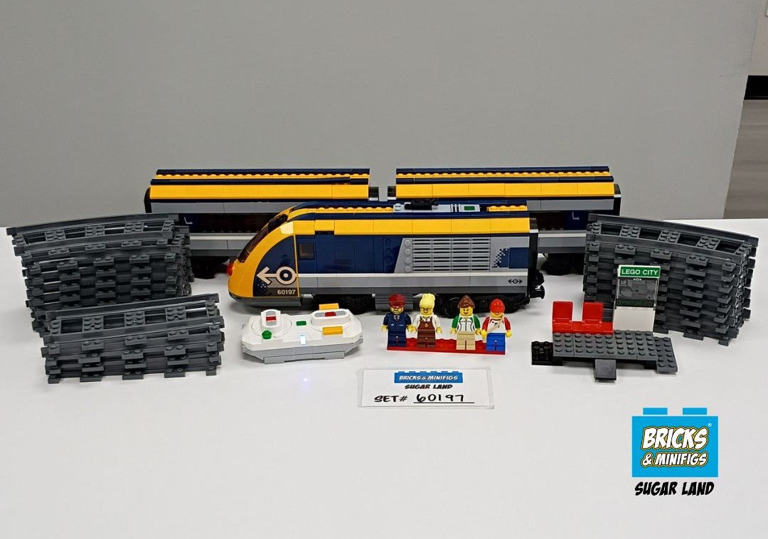 60197 - Passenger Train (U)