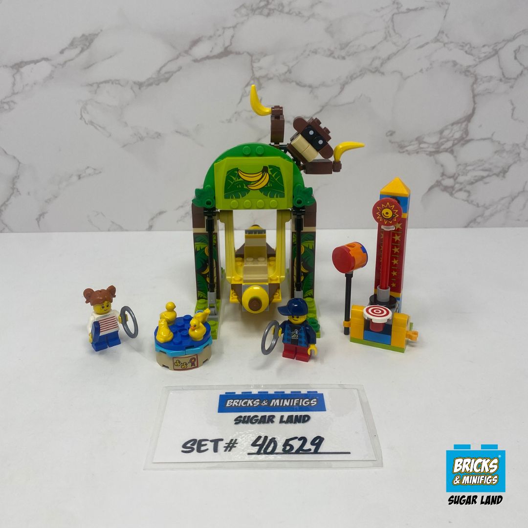 40529 - Children's Amusement Park (U)