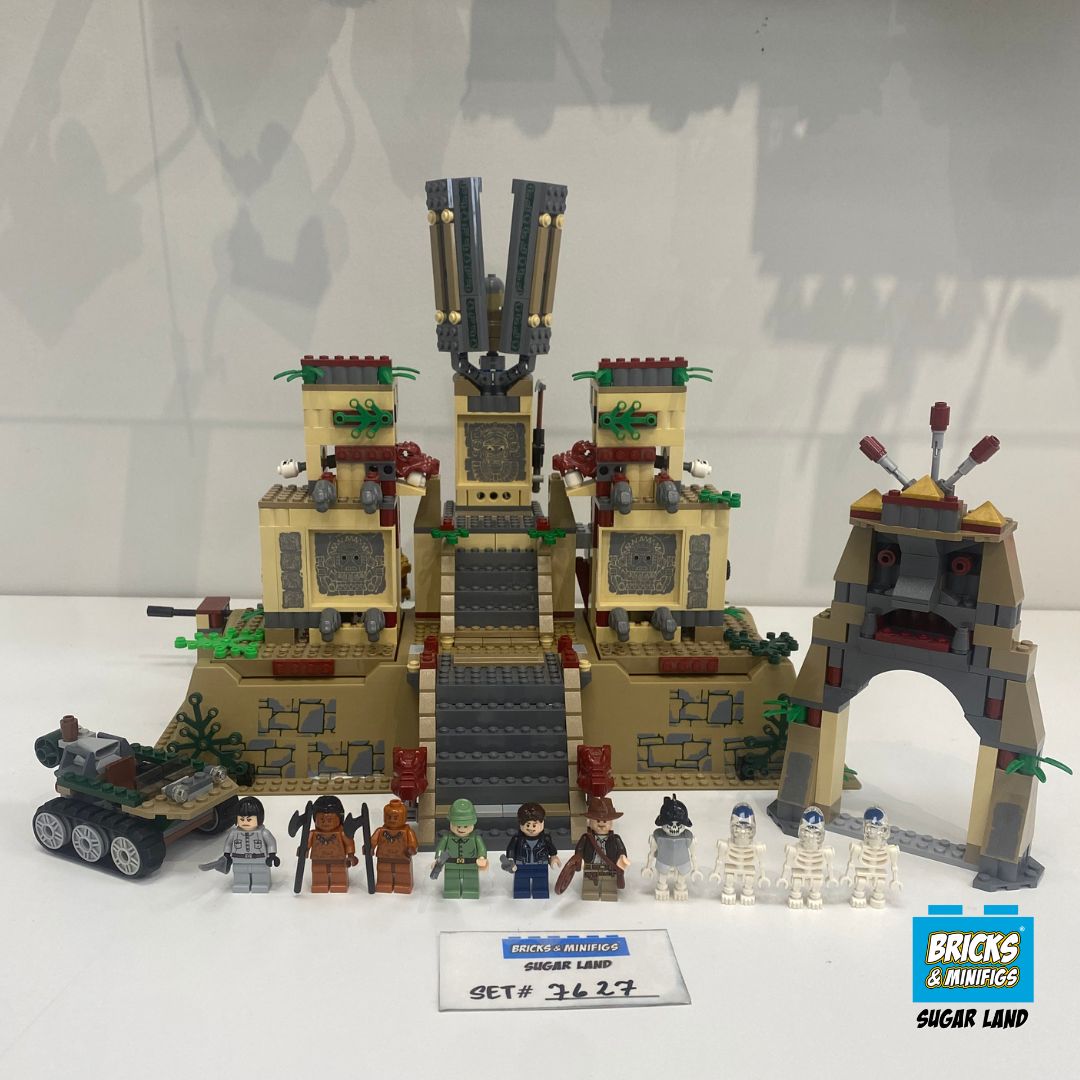 7627 - Temple of the Crystal Skull (U)