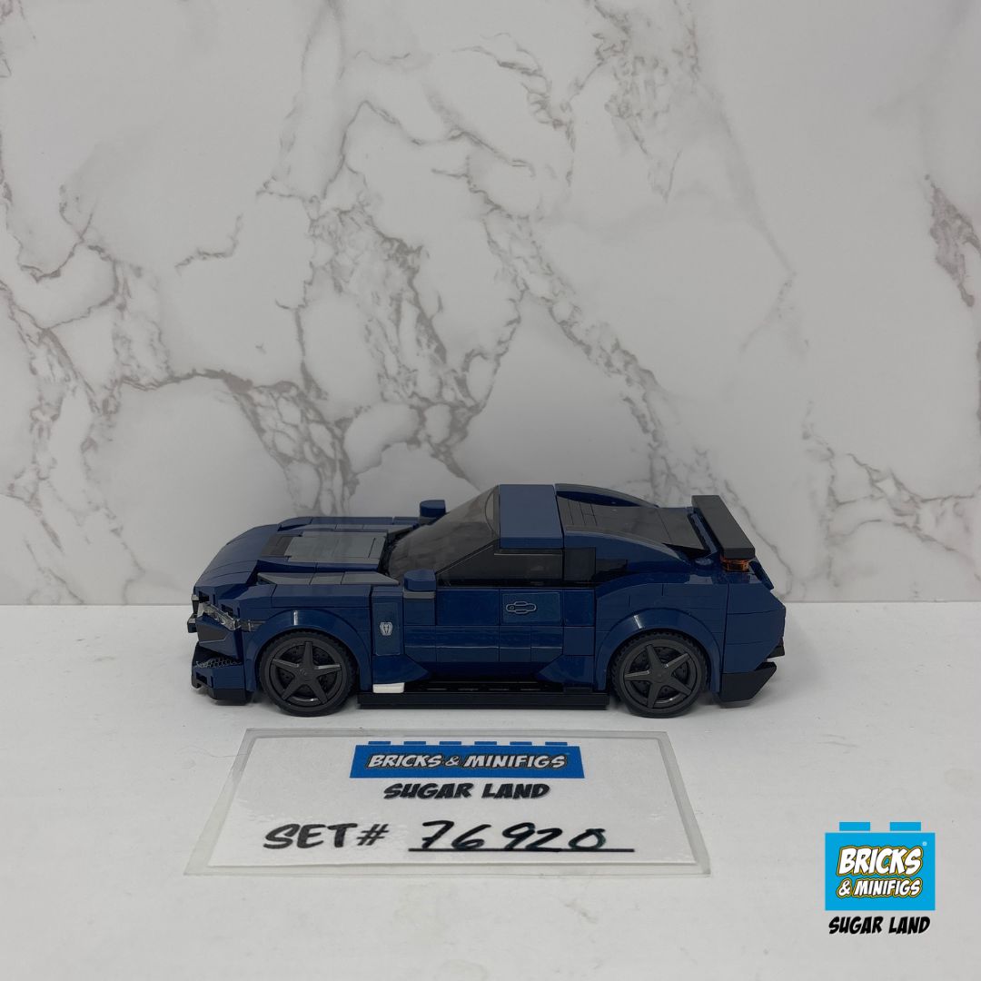 76920 - Ford Mustang Dark Horse (U2)
