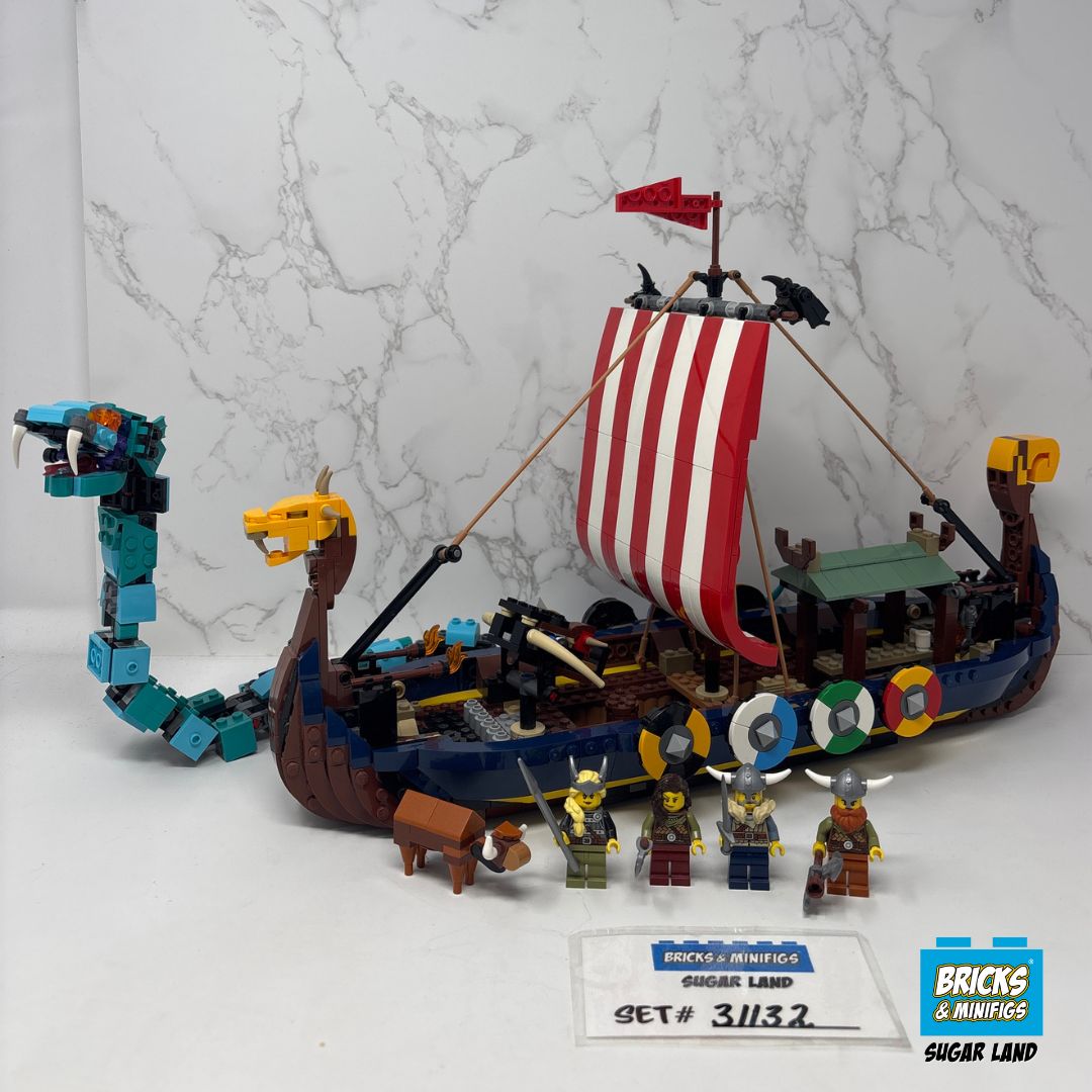 31132 - Viking Ship and the Midgard Serpent (U)