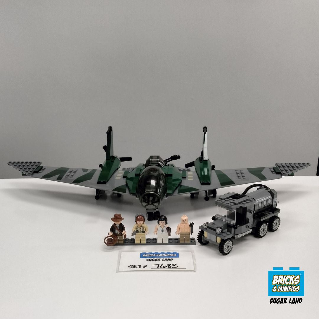 7683 - Fight on the Flying Wing (U)