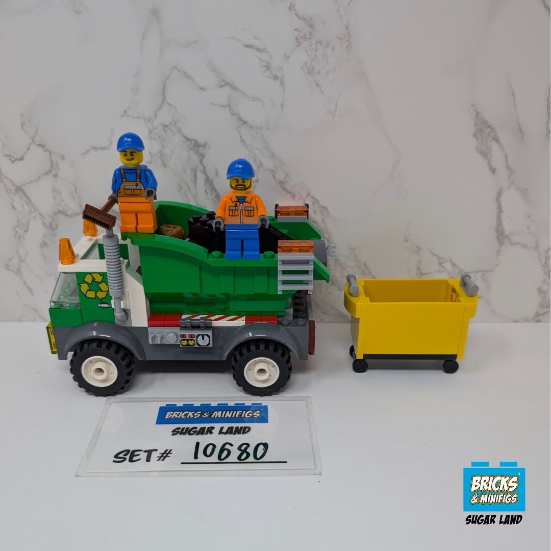 10680 - Garbage Truck (U)