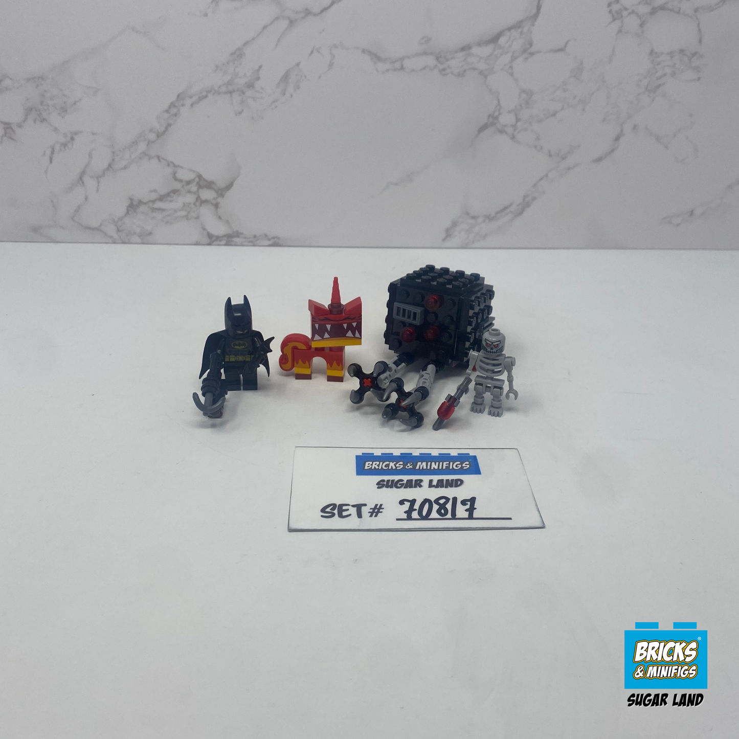 70817 - Batman & Super Angry Kitty Attack (U)