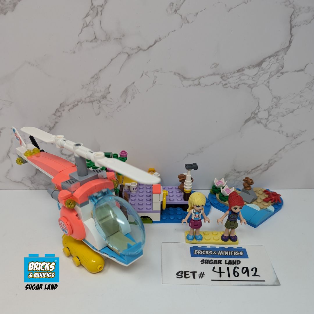 41692 - Vet Clinic Rescue Helicopter (U)