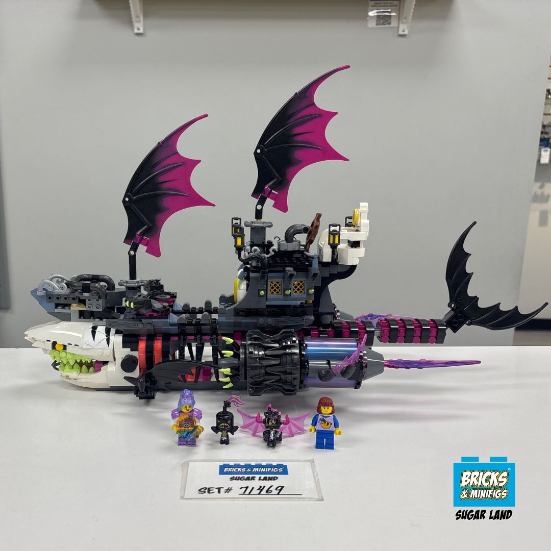71469 - Nightmare Shark Ship (U1)