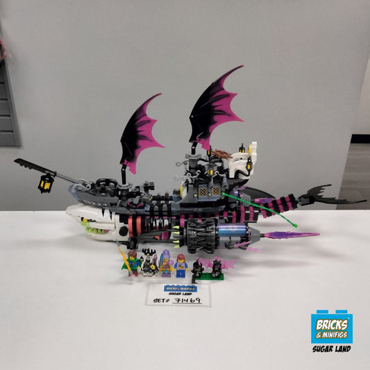 71469 - Nightmare Shark Ship (U)