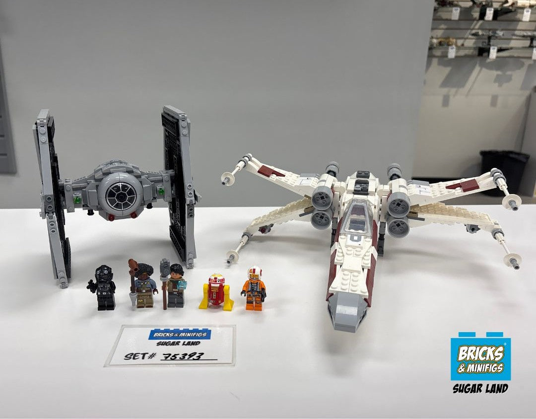 75393 - TIE Fighter & X-Wing Mash-Up (U)