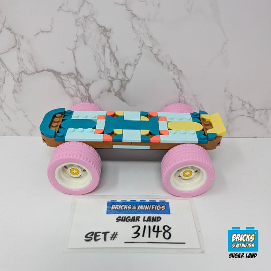 31148 - Retro Roller Skate (U1)