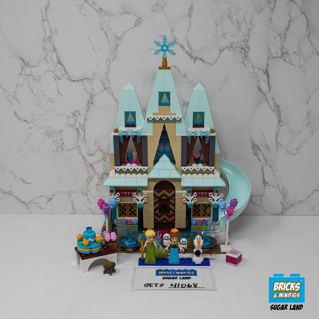 41068 - Arendelle Castle Celebration (U)