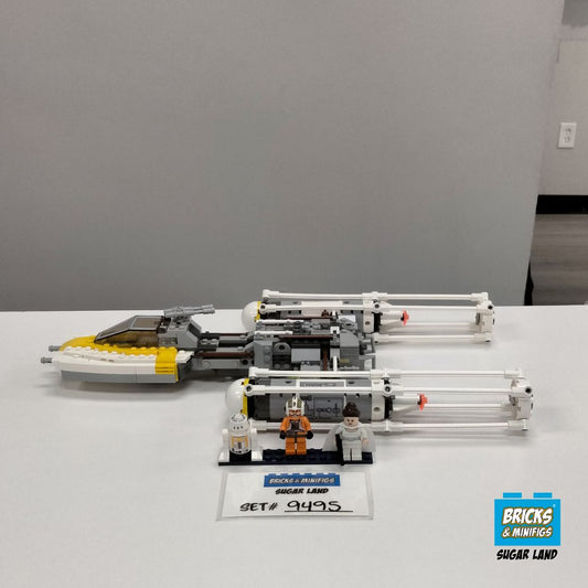 9495 - Gold Leader's Y-wing Starfighter (U)