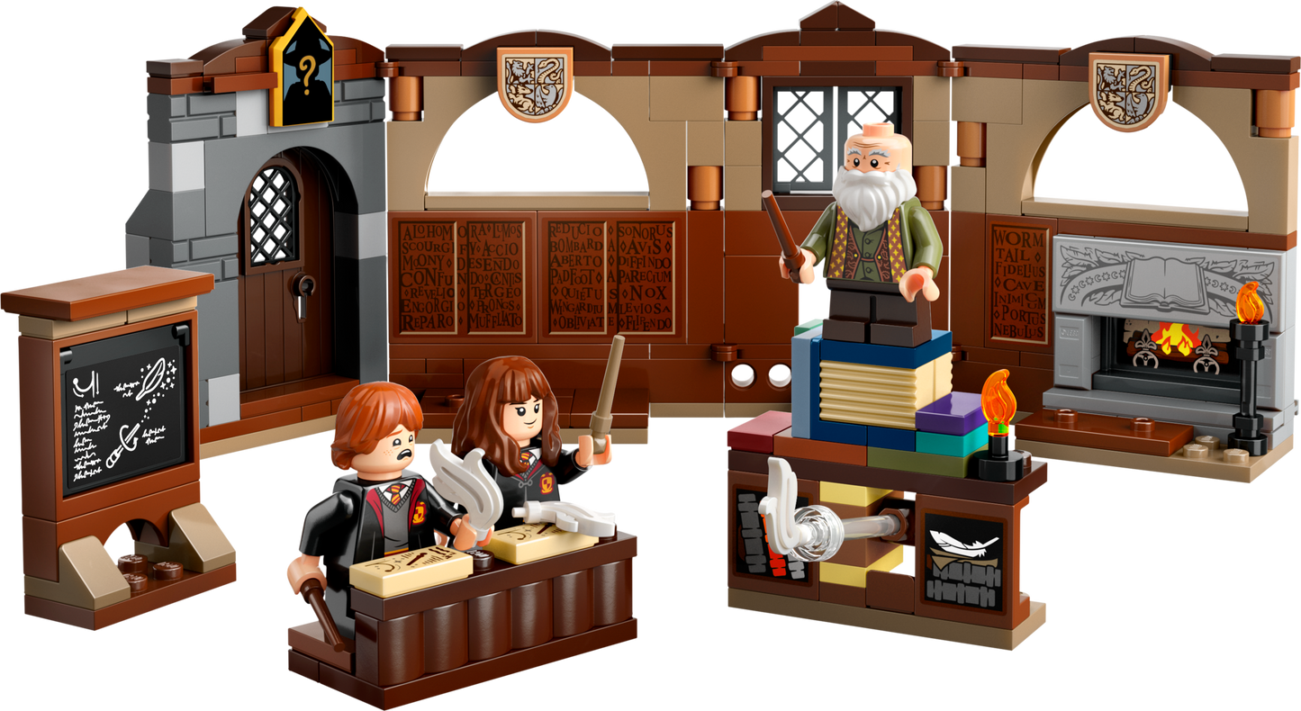 76442 - Hogwarts Castle: Charms Class (R, C)