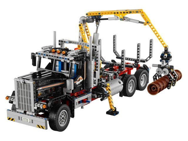 9397 - Logging Truck (R, C)