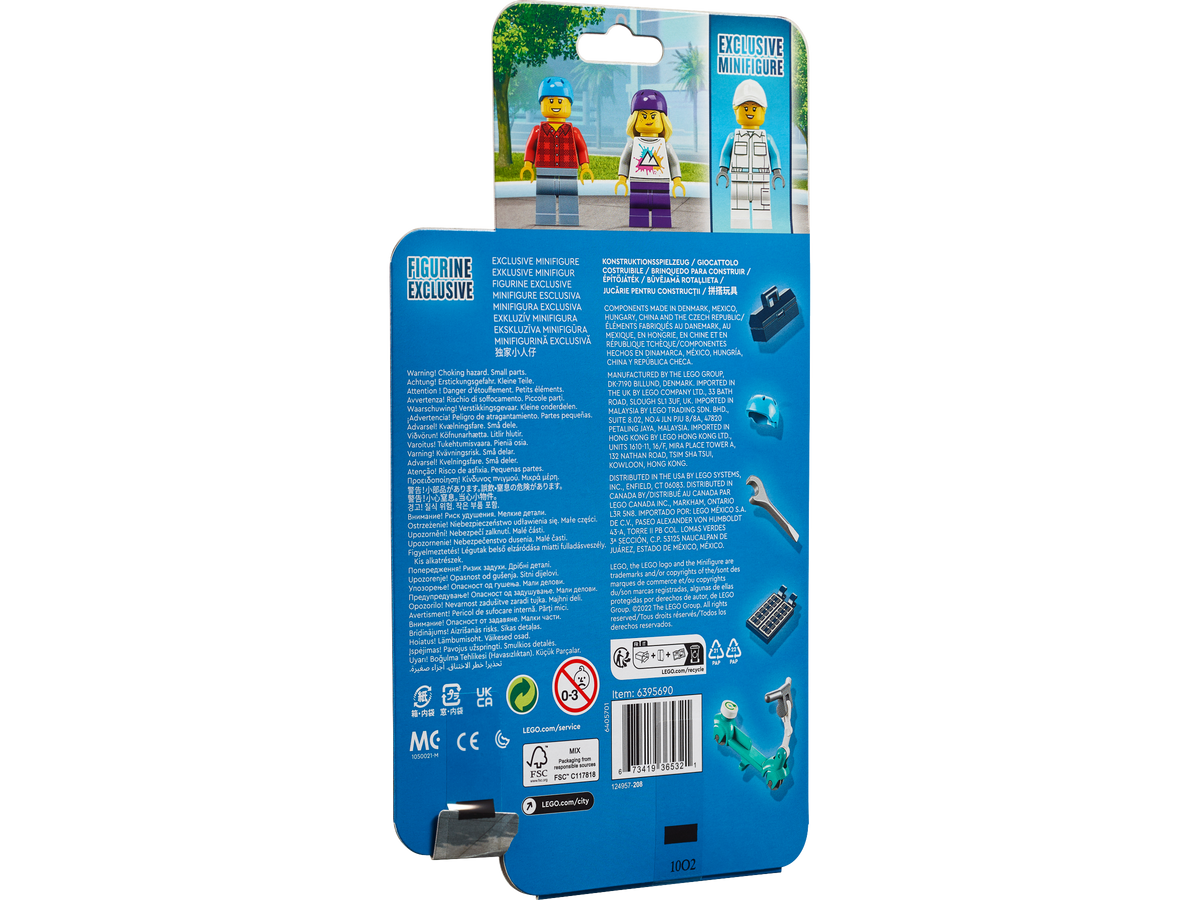 40526 - Electric Scooters & Charging Dock Blister Pack (R)