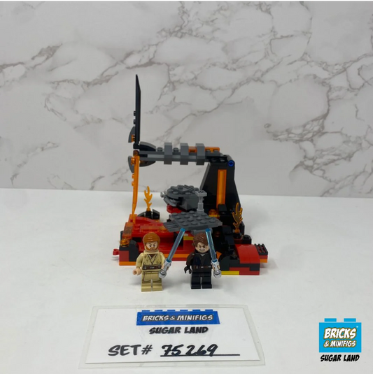 75269 - Duel on Mustafar (U)