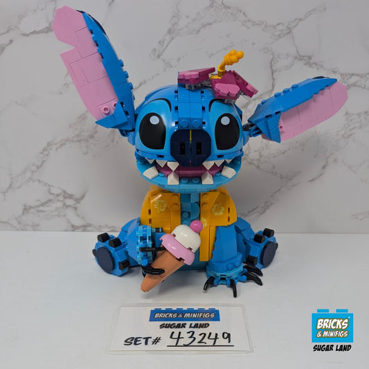 43249 - Stitch (U)
