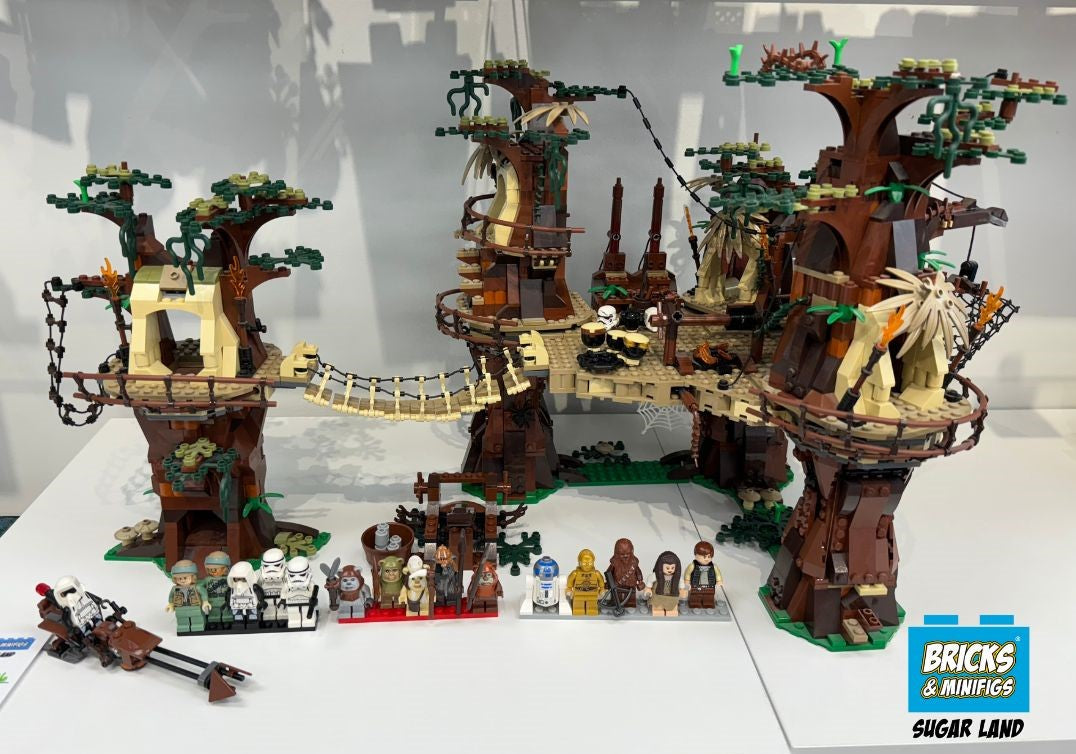 10236 - Ewok Village - UCS (U1)