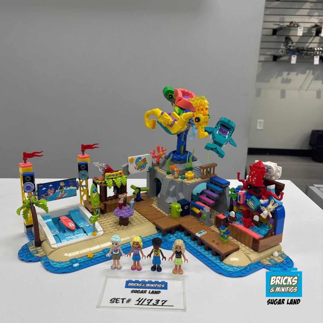 41737 - Beach Amusement Park (U)