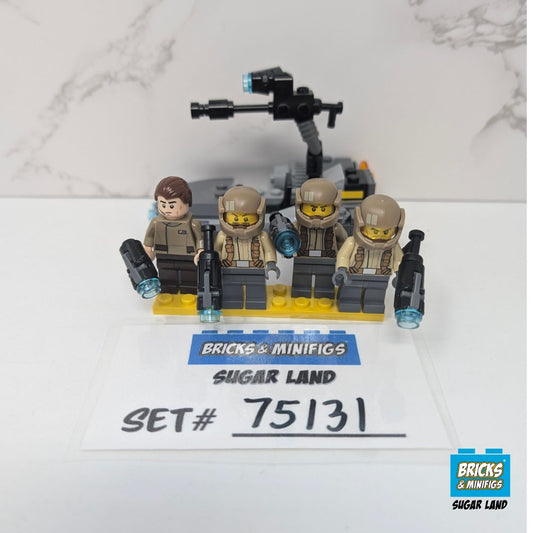 75131 - Resistance Trooper Battle Pack (U)