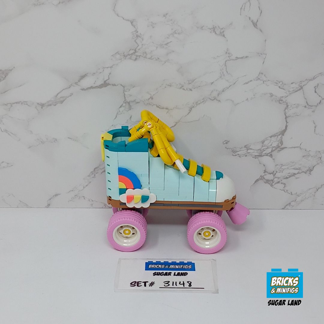 31148 - Retro Roller Skate (U)