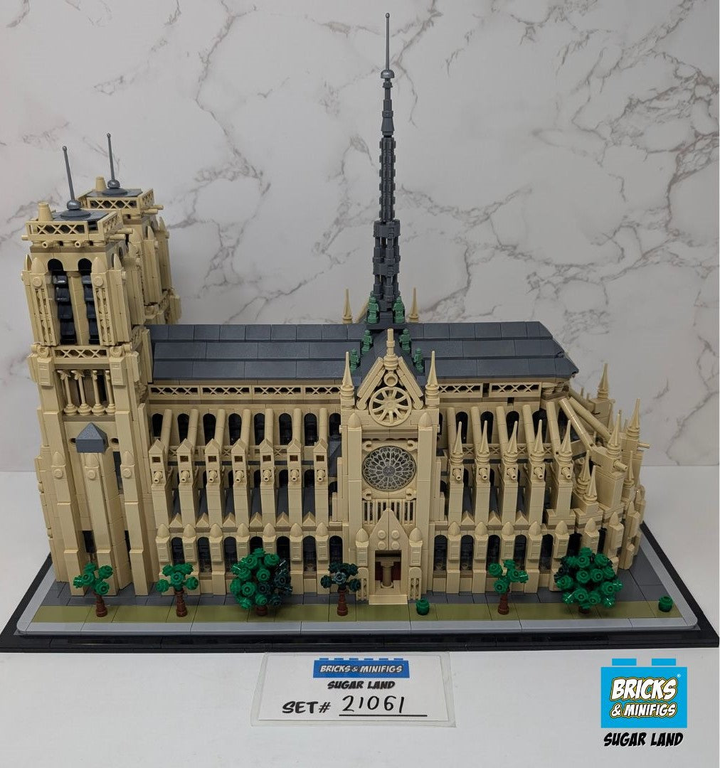 21061 - Notre-Dame de Paris (U)