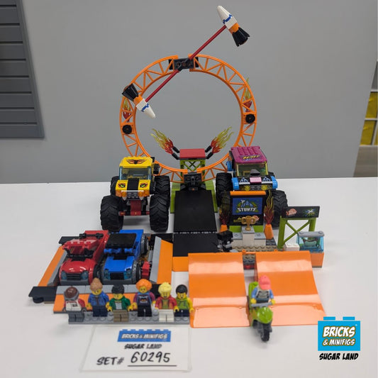 60295 - Stunt Show Arena (U)