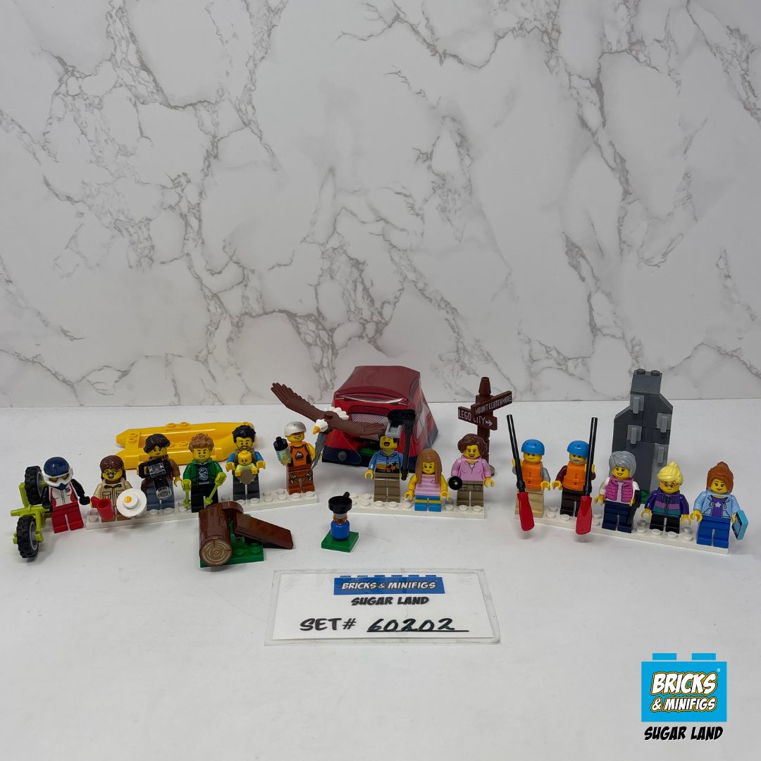 60202 - People Pack - Outdoor Adventures (U)