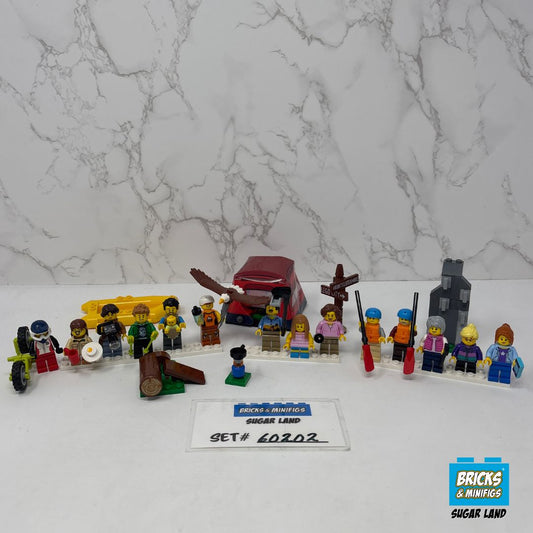 60202 - People Pack - Outdoor Adventures (U)