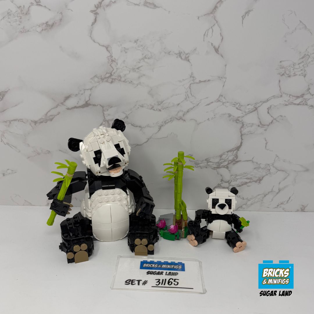 31165 - Panda Family (U)