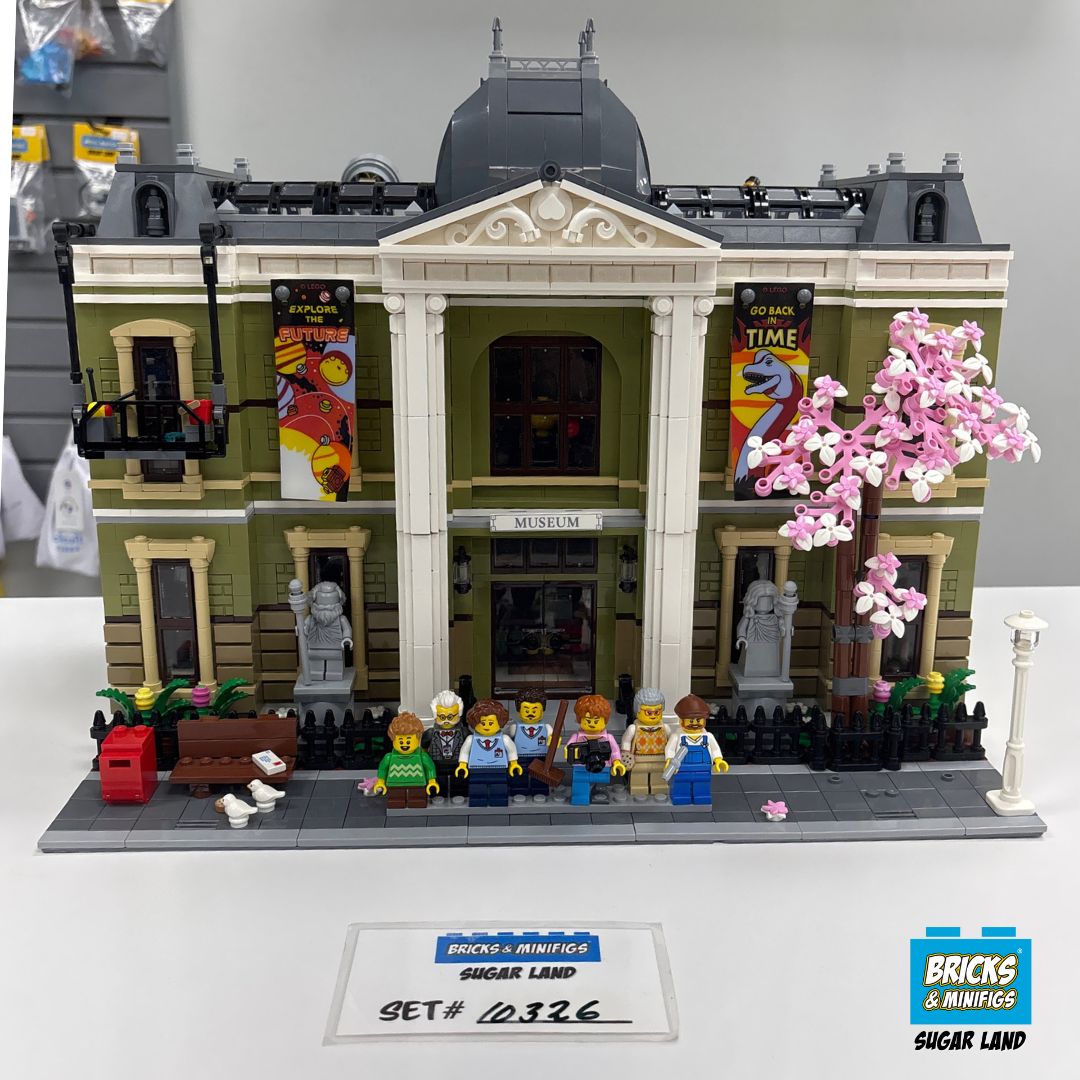 10326 - Natural History Museum (U)