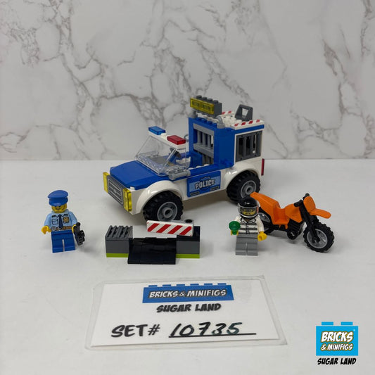 10735 - Police Truck Chase (U)