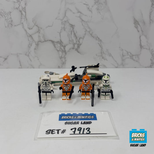 7913 - Clone Trooper Battle Pack (U)