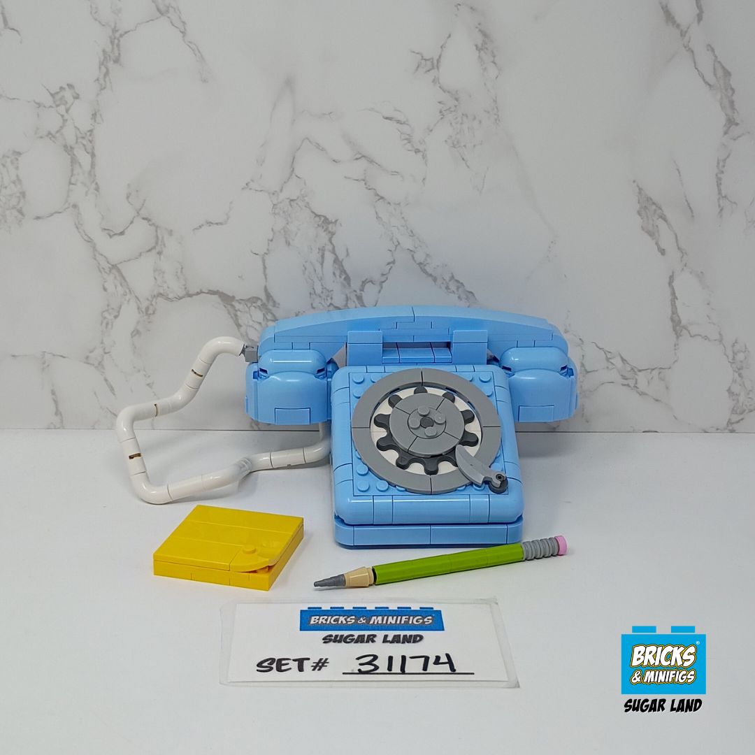31174 - Retro Telephone (U)
